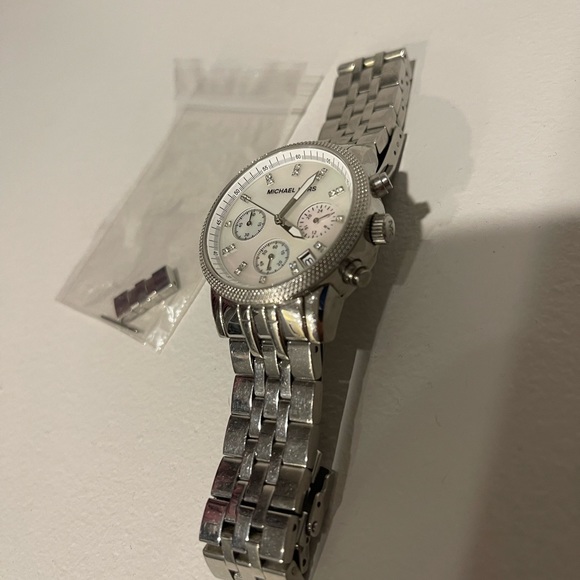 Michael Kors MK 5020 Ritz - Picture 2 of 4